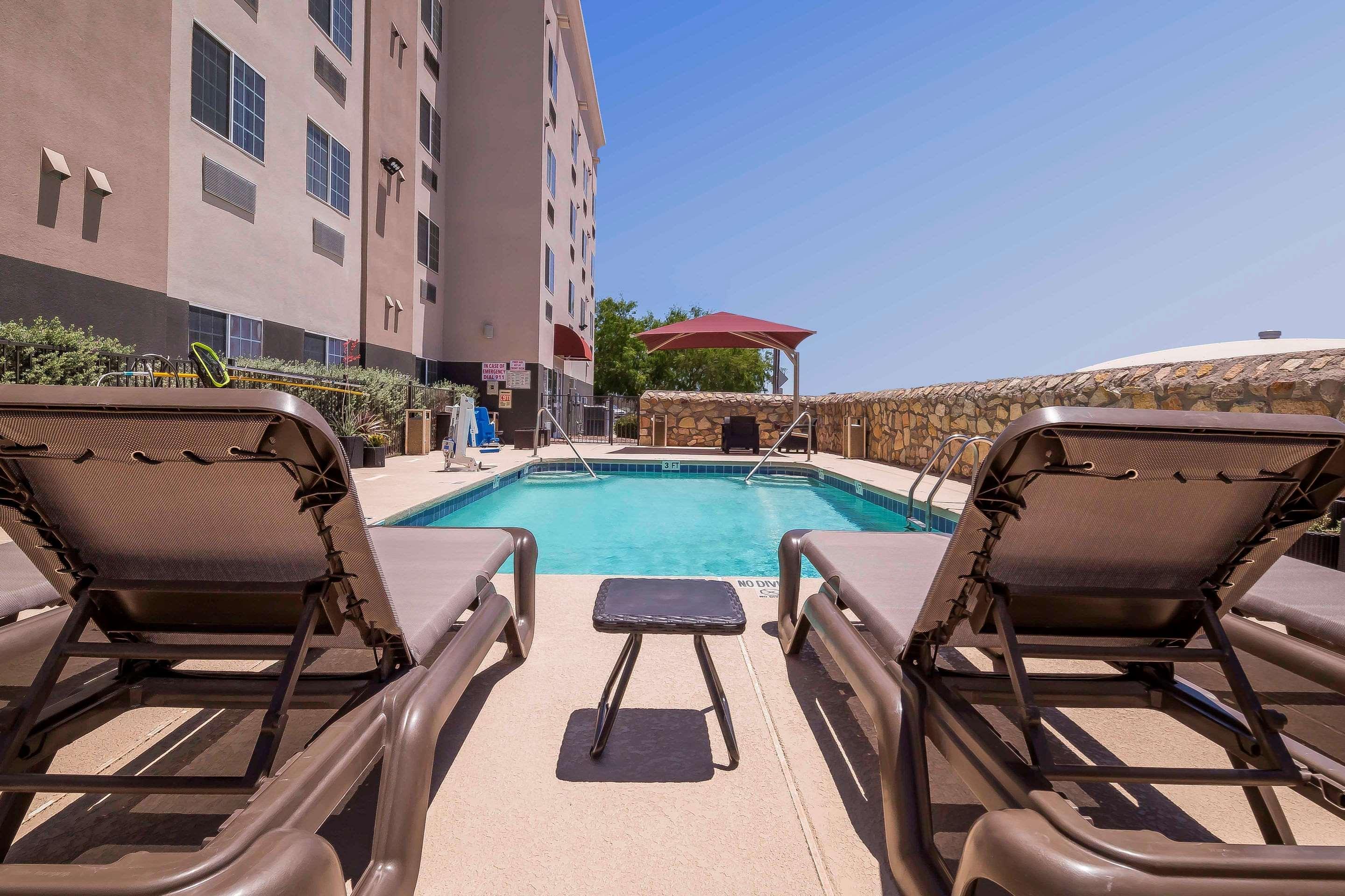 Comfort Suites El Paso Airport Ngoại thất bức ảnh